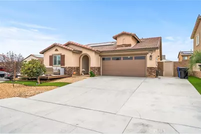 11981 Regent, Victorville, CA 92392 - Photo 3