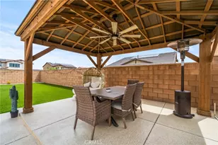 11981 Regent, Victorville, CA 92392 - Photo 35