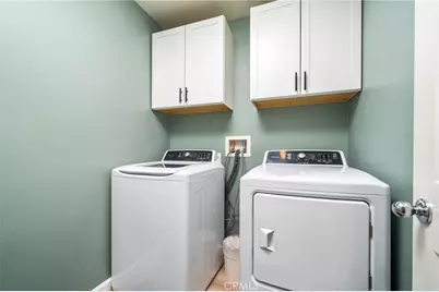 11981 Regent, Victorville, CA 92392 - Photo 23