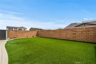 11981 Regent, Victorville, CA 92392 - Photo 37