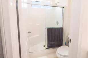 13070 Beachview Ct, Victorville, CA 92392 - Photo 23