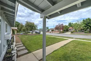 2946 Gladstone St, Pomona, CA 91767 - Photo 5