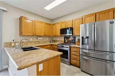 7174 Oregon Street, Fontana, CA 92336 - Photo 13