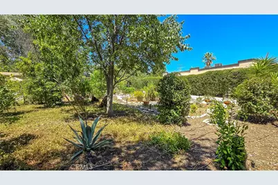 649 Marylind, Claremont, CA 91711 - Photo 49