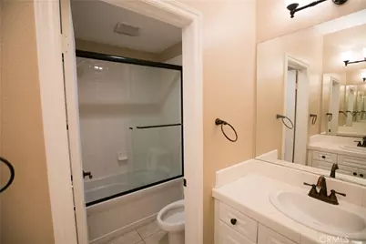 129 Chantilly, Irvine, CA 92620 - Photo 33
