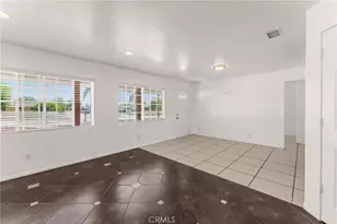 10674 Locust Ave, Bloomington, CA 92316 - Photo 11