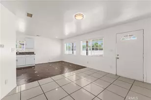 10674 Locust Ave, Bloomington, CA 92316 - Photo 7