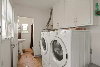 75 W Woodruff Avenue, Arcadia, CA 91007 - Photo 9