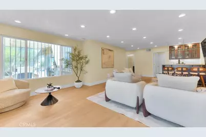 18223 Delano, Tarzana, CA 91335 - Photo 23
