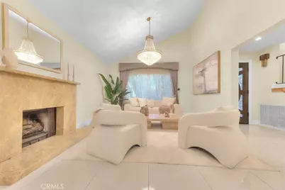 18223 Delano, Tarzana, CA 91335 - Photo 7