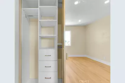 18223 Delano, Tarzana, CA 91335 - Photo 43