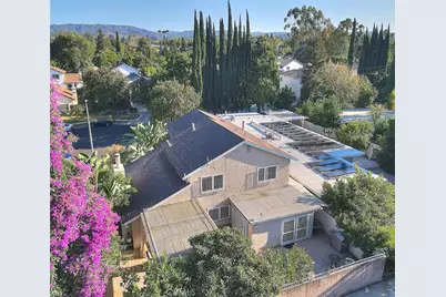 18223 Delano, Tarzana, CA 91335 - Photo 57
