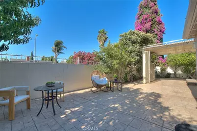 18223 Delano, Tarzana, CA 91335 - Photo 55
