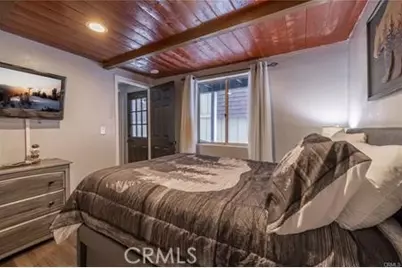 33417 Cedar Dr, Arrowbear, CA 92382 - Photo 9