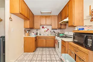 5876 Bee Jay St, Riverside, CA 92503 - Photo 9