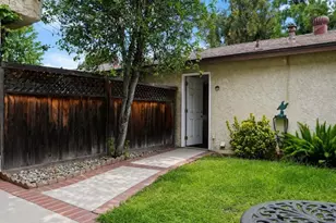 8714 Willis, Panorama City, CA 91402 - Photo 9