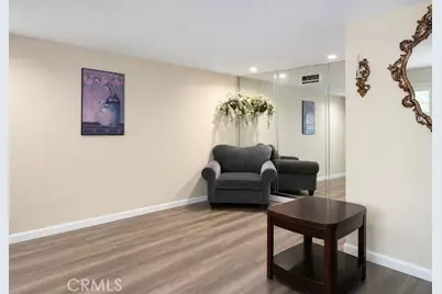 8714 Willis, Panorama City, CA 91402 - Photo 5