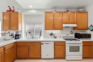 363 Cambridge Dr, San Jacinto, CA 92583 - Photo 11
