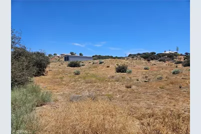 10735 Ranchero, Oak Hills, CA 92344 - Photo 3