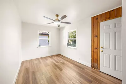 797 W Village, Crestline, CA 92325 - Photo 15