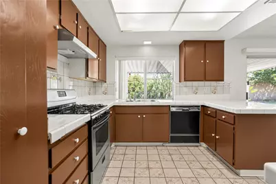 127 E Juanita, Glendora, CA 91740 - Photo 7