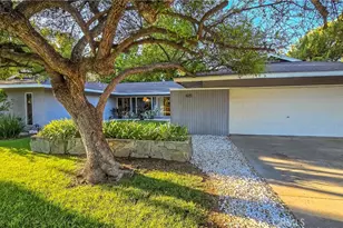 425 Bowling Green Dr, Claremont, CA 91711 - Photo 49