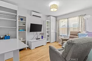 739 W E St, Ontario, CA 91762 - Photo 25