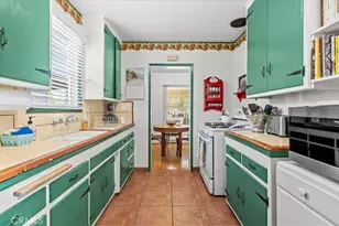 739 W E St, Ontario, CA 91762 - Photo 13