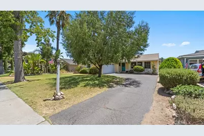739 W E Street, Ontario, CA 91762 - Photo 3