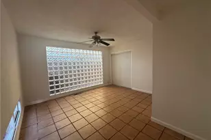 3241 Santa Ana, Huntington Park, CA 90255 - Photo 5