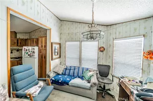 19384 El Rivino Rd, Bloomington, CA 92509 - Photo 9