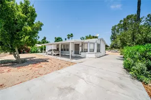 19384 El Rivino Rd, Bloomington, CA 92509 - Photo 1