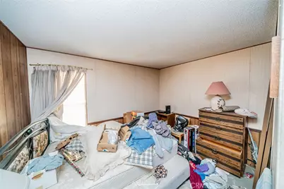 19384 El Rivino Road, Bloomington, CA 92509 - Photo 15