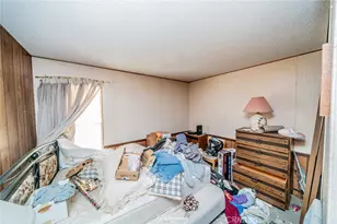 19384 El Rivino Rd, Bloomington, CA 92509 - Photo 15