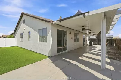 8935 Hydrangea, Hesperia, CA 92344 - Photo 29