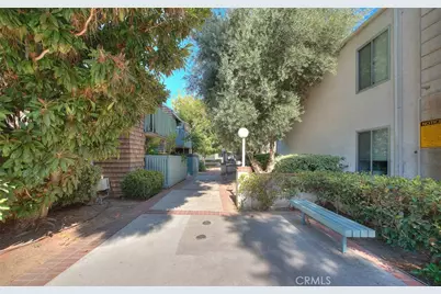5700 Etiwanda #212, Tarzana, CA 91356 - Photo 3