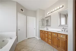 30365 Glen Ellen Cir, Murrieta, CA 92563 - Photo 33