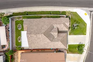 30365 Glen Ellen Cir, Murrieta, CA 92563 - Photo 55