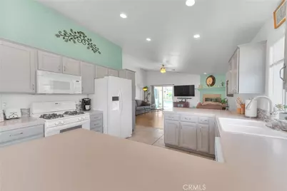 19721 Ocotillo, Desert Hot Springs, CA 92241 - Photo 21