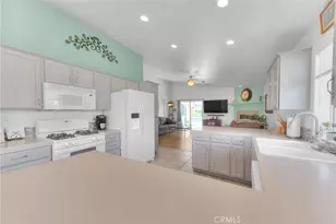 19721 Ocotillo, Desert Hot Springs, CA 92241 - Photo 21