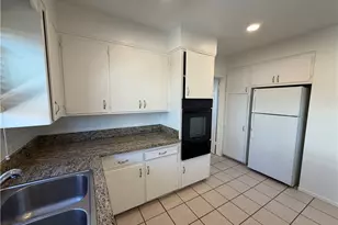 917 Campus Ave, Redlands, CA 92374 - Photo 13