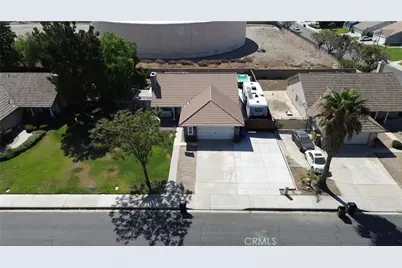 3937 Dove Tree, Rialto, CA 92377 - Photo 3