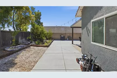 3937 Dove Tree, Rialto, CA 92377 - Photo 19