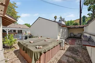 742 Irving, Burbank, CA 91504 - Photo 39