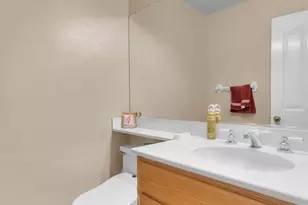 16493 Patina Ct, Chino Hills, CA 91709 - Photo 21