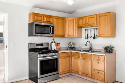 449 , 447, 448 Arrow Highway, Claremont, CA 91711 - Photo 13