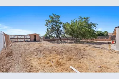 11443 Balsam Avenue, Hesperia, CA 92345 - Photo 5