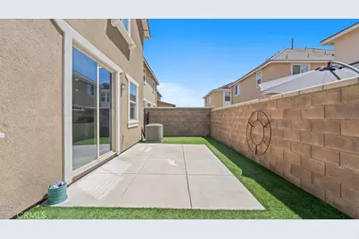 16537 Monteviejo, Fontana, CA 92336 - Photo 31