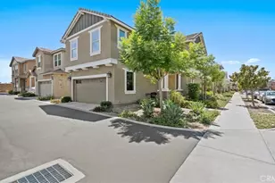 16537 Monteviejo, Fontana, CA 92336 - Photo 3