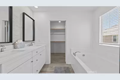 16537 Monteviejo, Fontana, CA 92336 - Photo 19